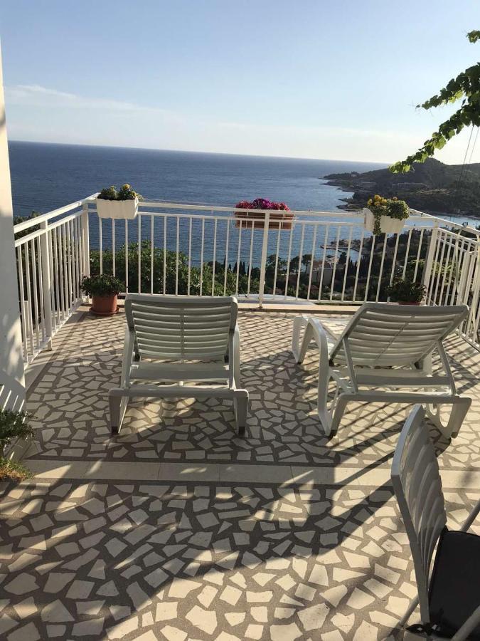 Seven Seas Apartments Mlini Esterno foto