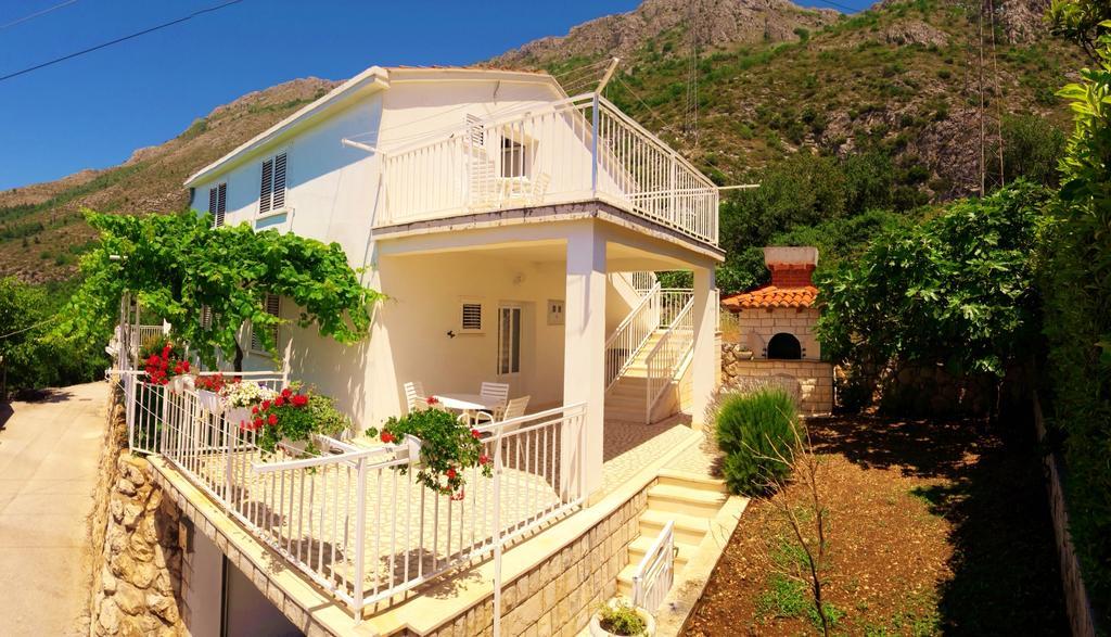 Seven Seas Apartments Mlini Esterno foto